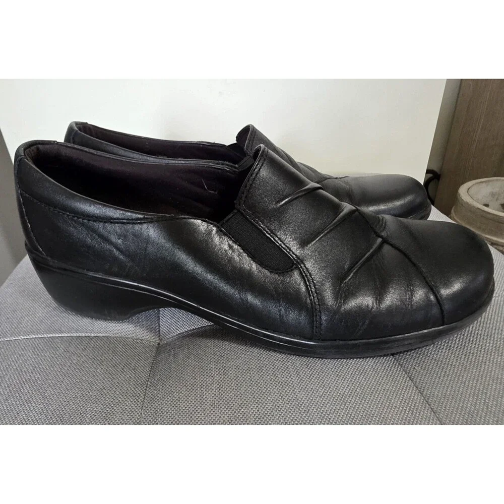 Nice Clarks May Marigold Loafers  Women's 9 M Shoes Black Leather Slip on Shoes